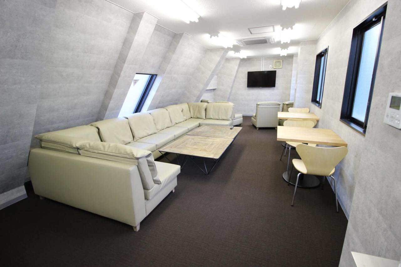 Namba West Saika Apartment Osaka Bagian luar foto