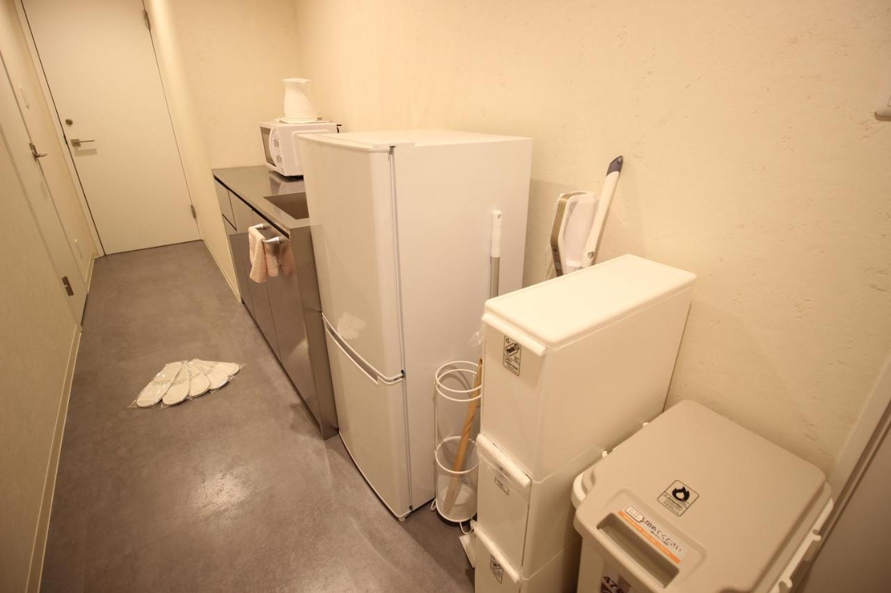 Namba West Saika Apartment Osaka Bagian luar foto